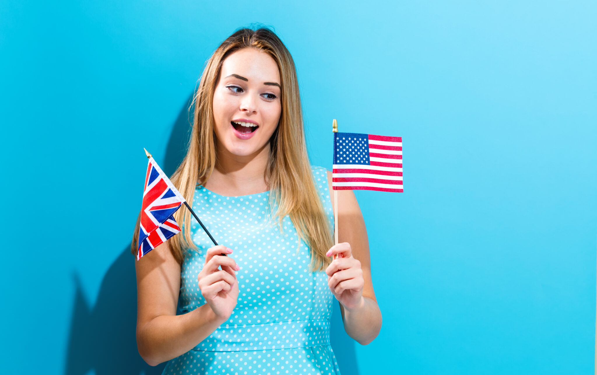 junior-silveira-woman-with-flags-of-english-speaking-countries-fale